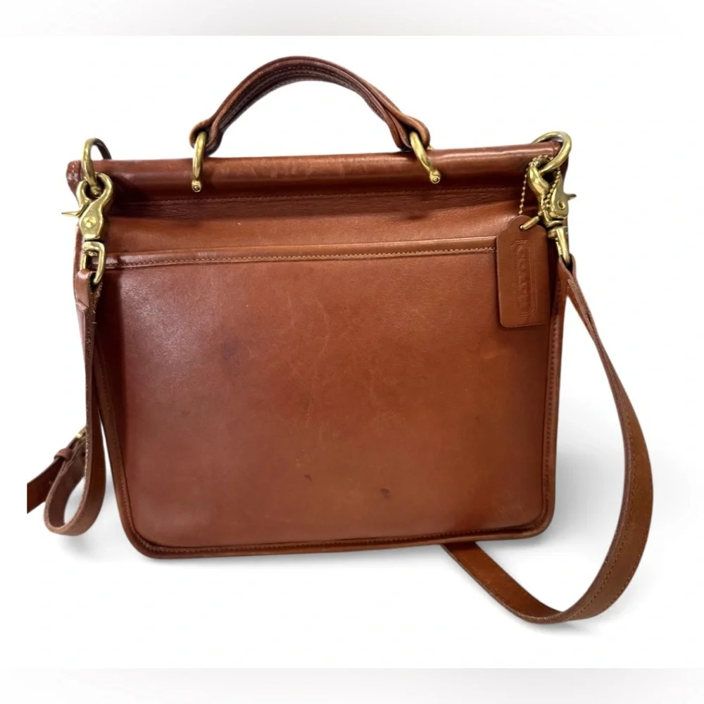 Vintage Coach Willis British Tan Crossbody Bag
